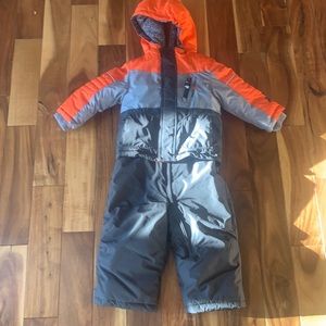 Like new condition coat and bibs